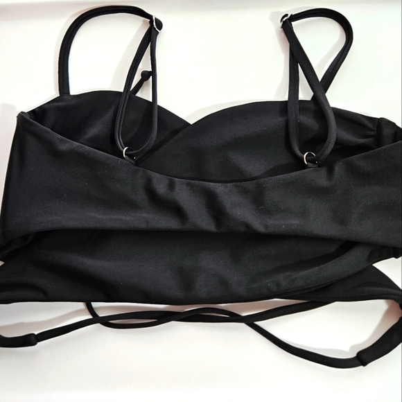 Revolve Cami and Jax Women's Black Swim Open Wrap Bikini Top Size S. - Picture 5 of 8